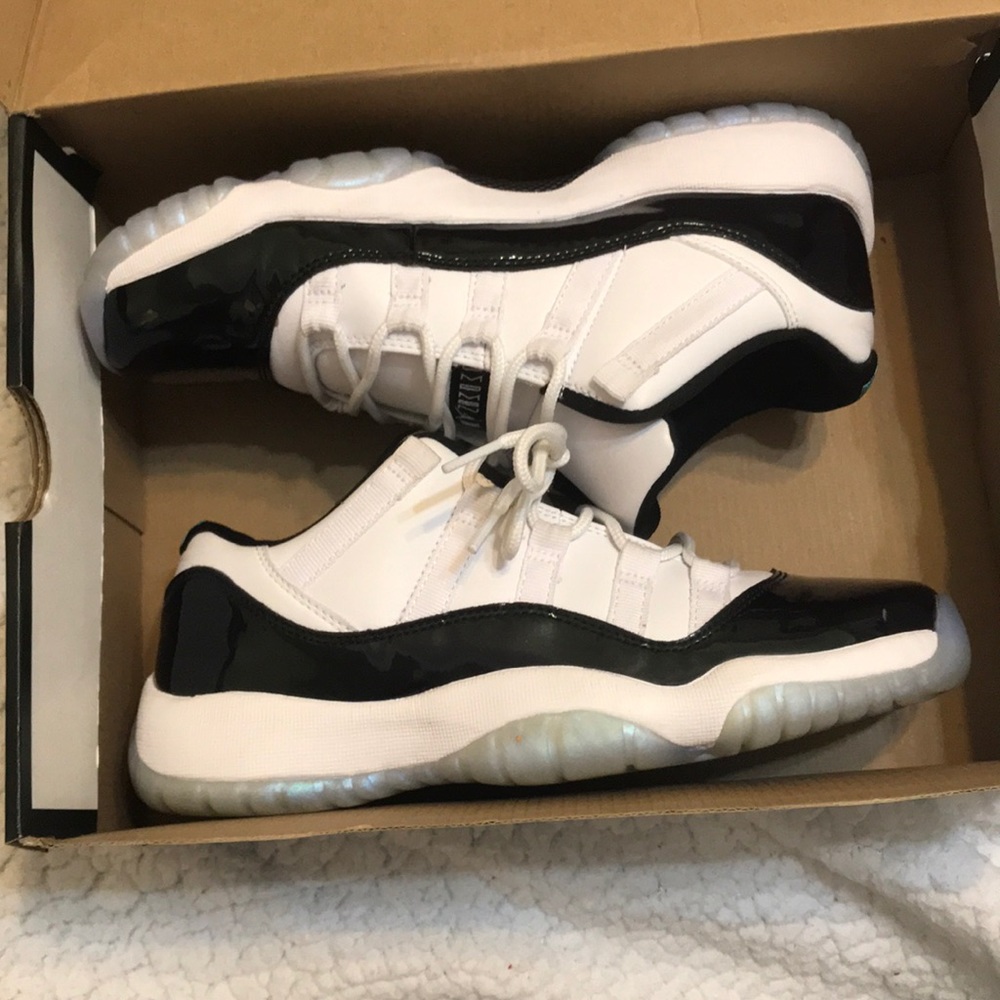 Air Jordan retro 11’s!!!